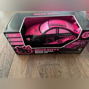 Hello kitty car